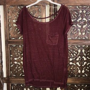 American Eagle open back casual tee